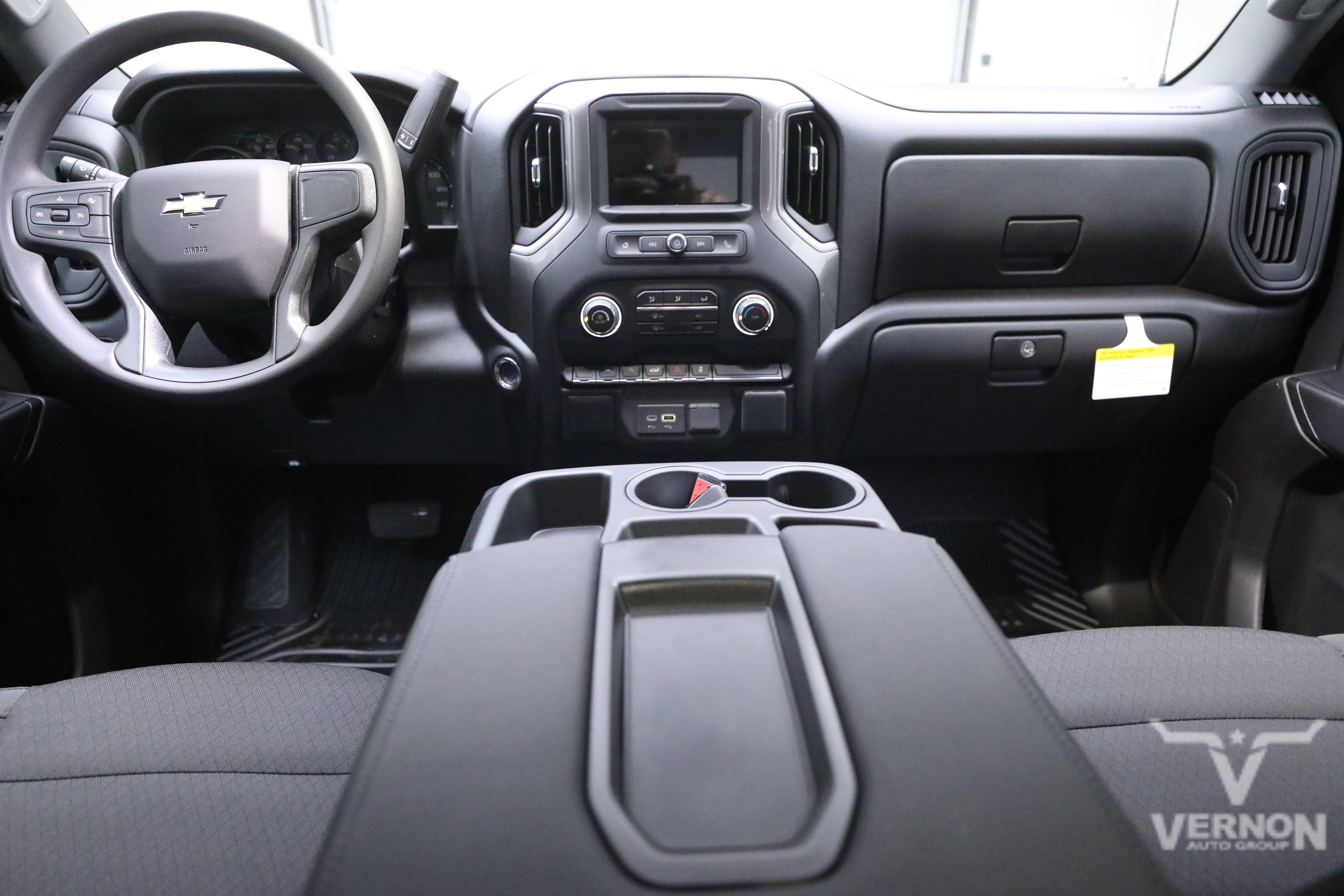 2026 Chevrolet Silverado 1500 Custom - Photo 13