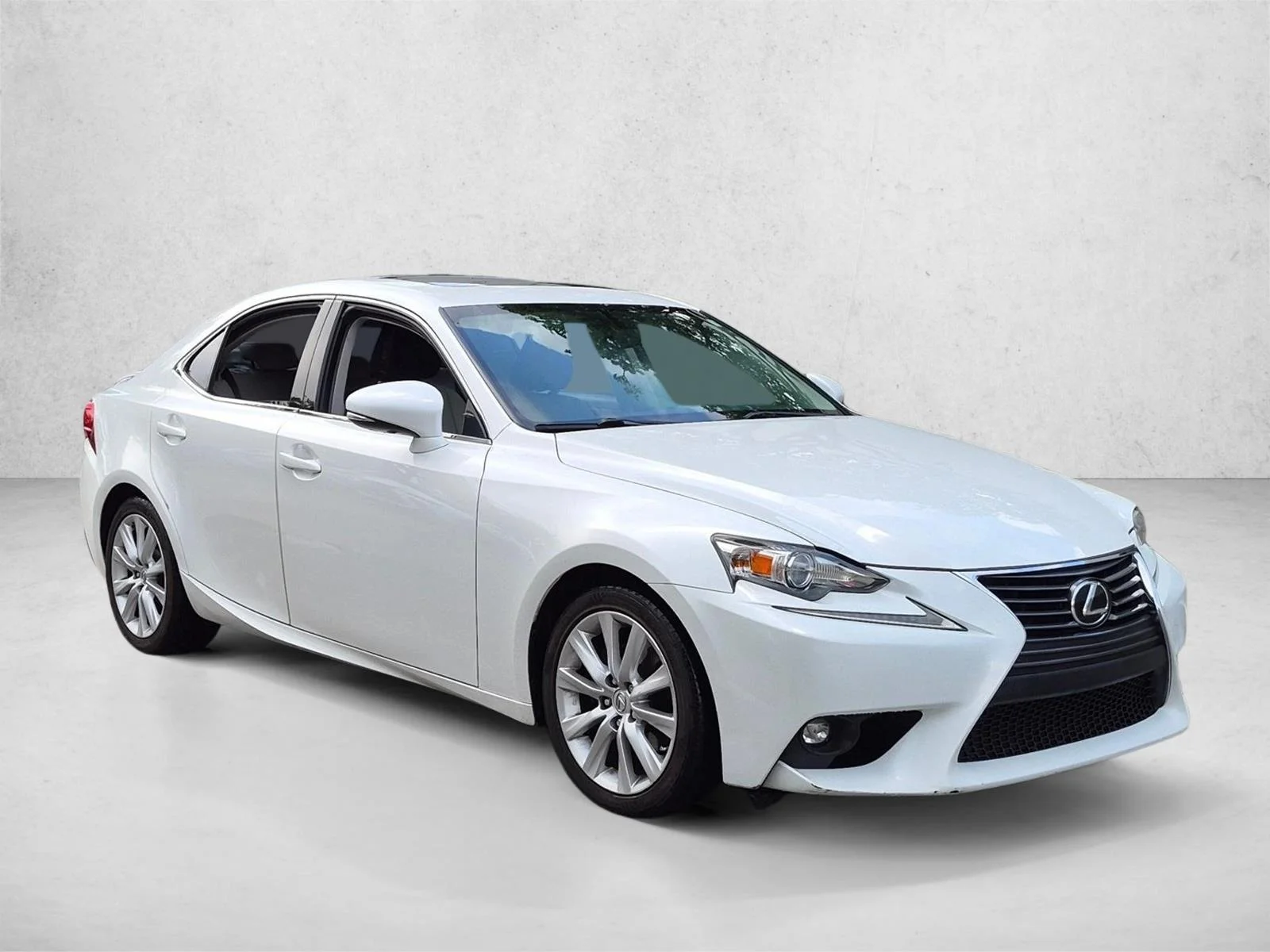 Used 2015 Starfire Pearl Lexus  image 3