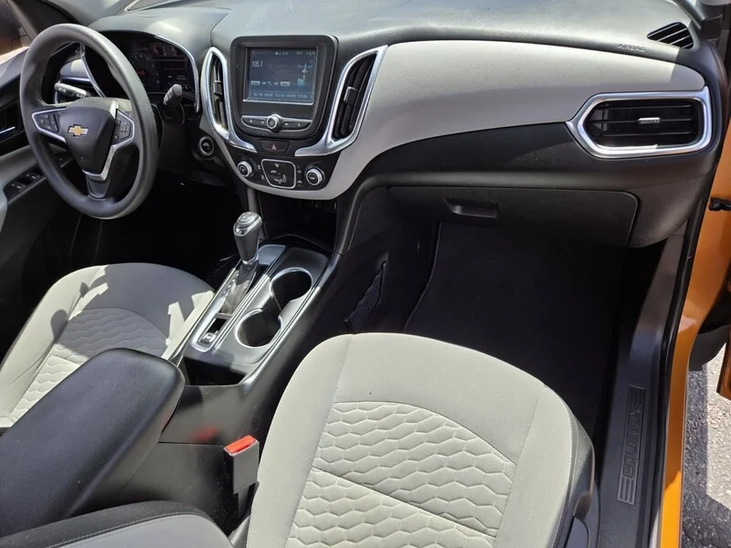 2018 Chevrolet Equinox LS - Photo 16