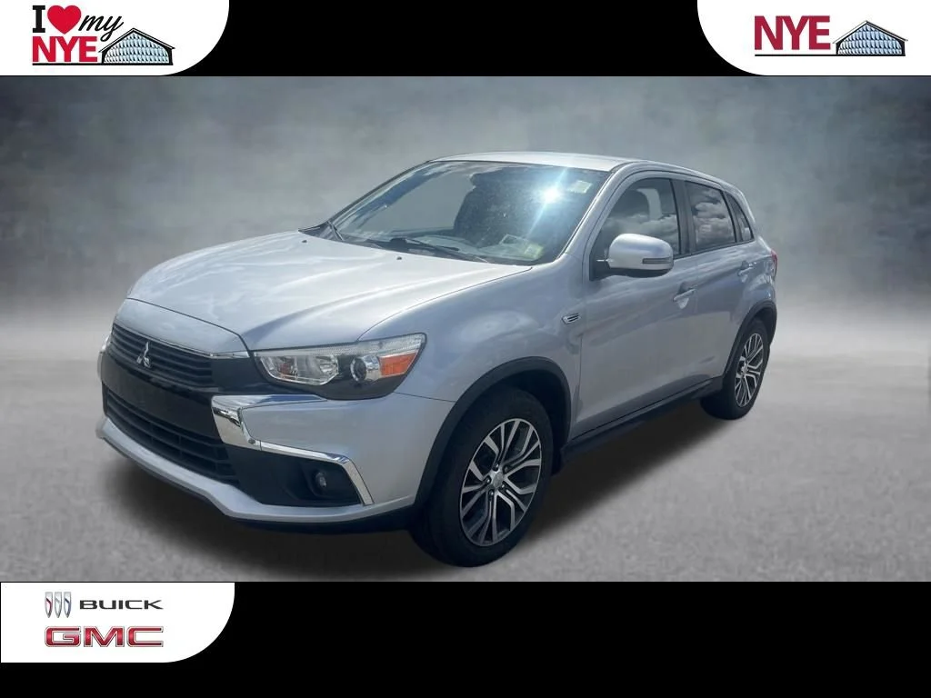 2017 Mitsubishi Outlander Sport 2.0 ES 2WD CVT's photo