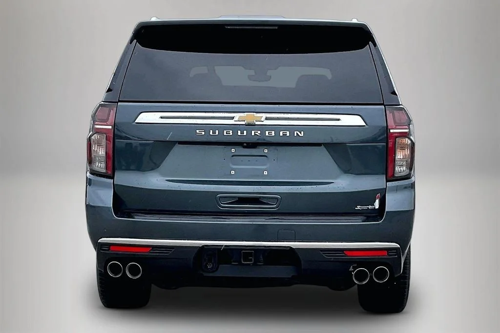 Used 2021 Gray Chevrolet Premier image 6