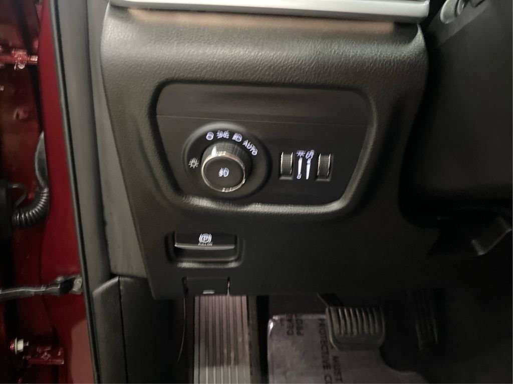 Used 2025 Red Jeep Limited image 13