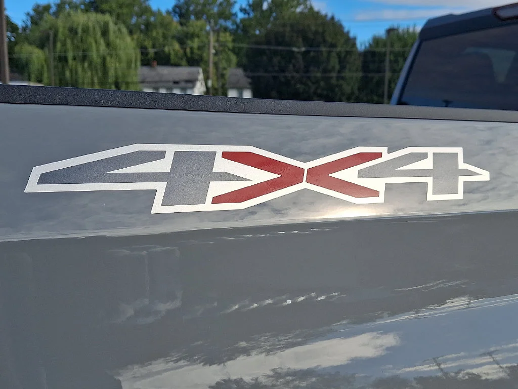 Used 2025 Slate Gray Metallic Chevrolet Custom image 31
