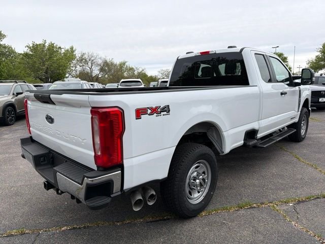 New 2026 White Ford XL image 3
