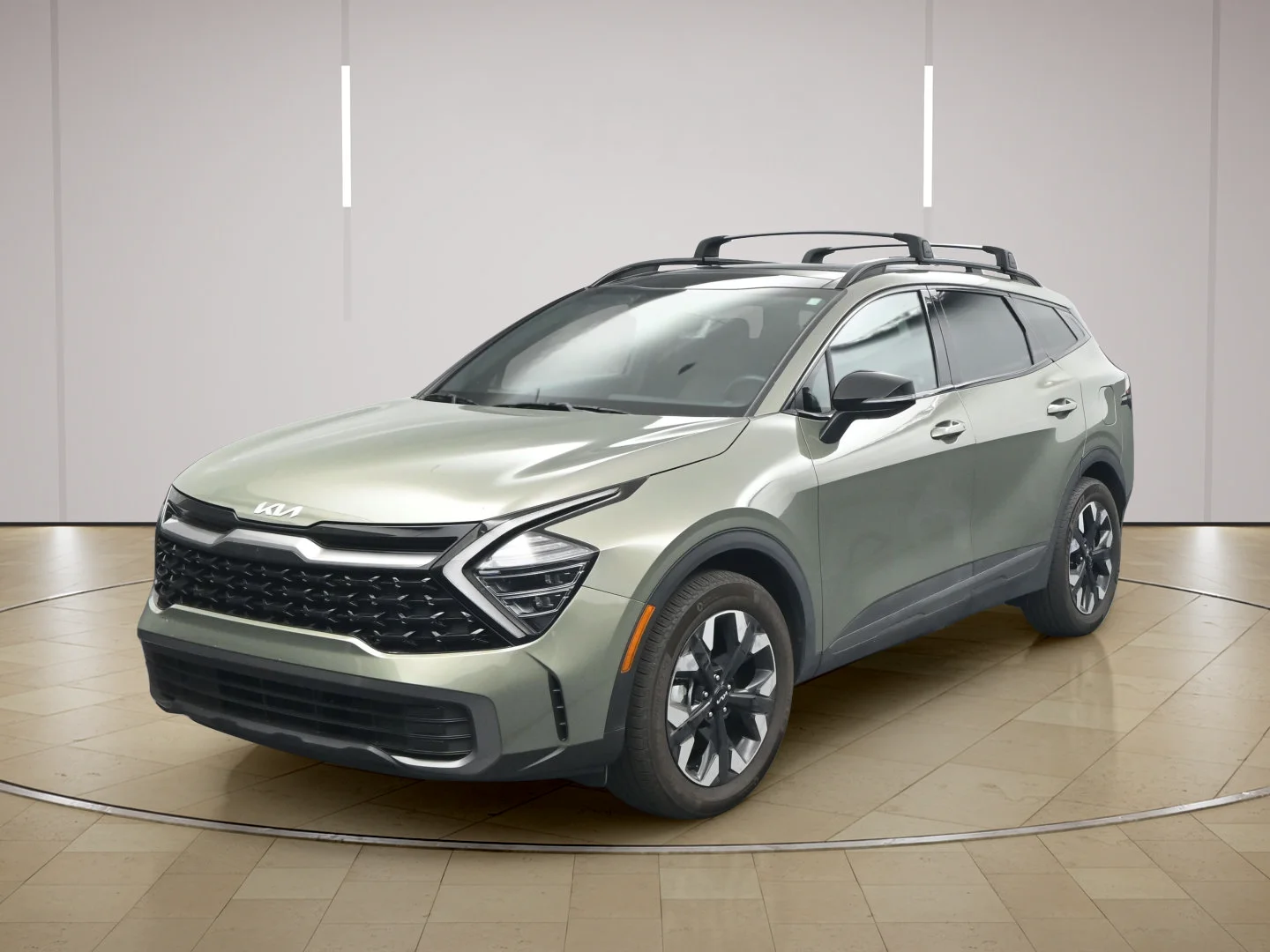 Used 2024 Jungle Green Kia X-Line image 3