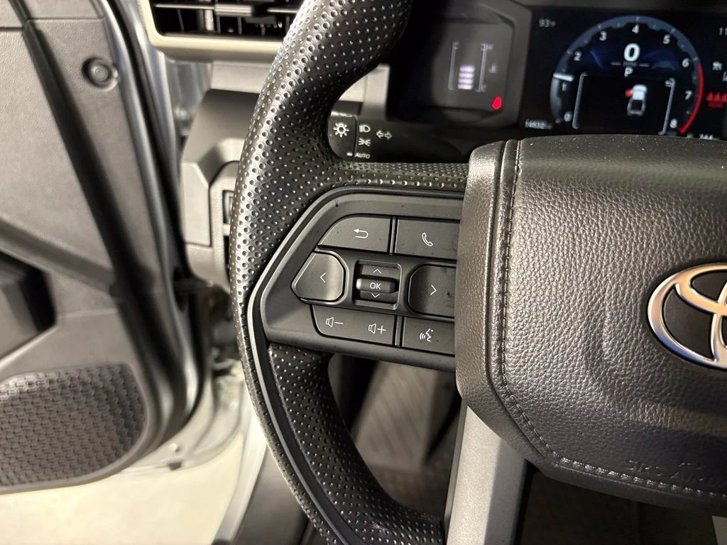 Used 2025 Silver Toyota SR image 23