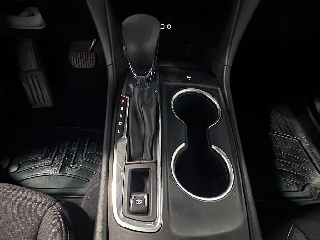 Used 2022 Gray Chevrolet LT image 38