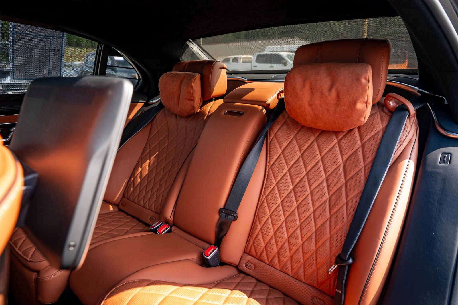 Used 2024  Mercedes-Benz S 580 image 26