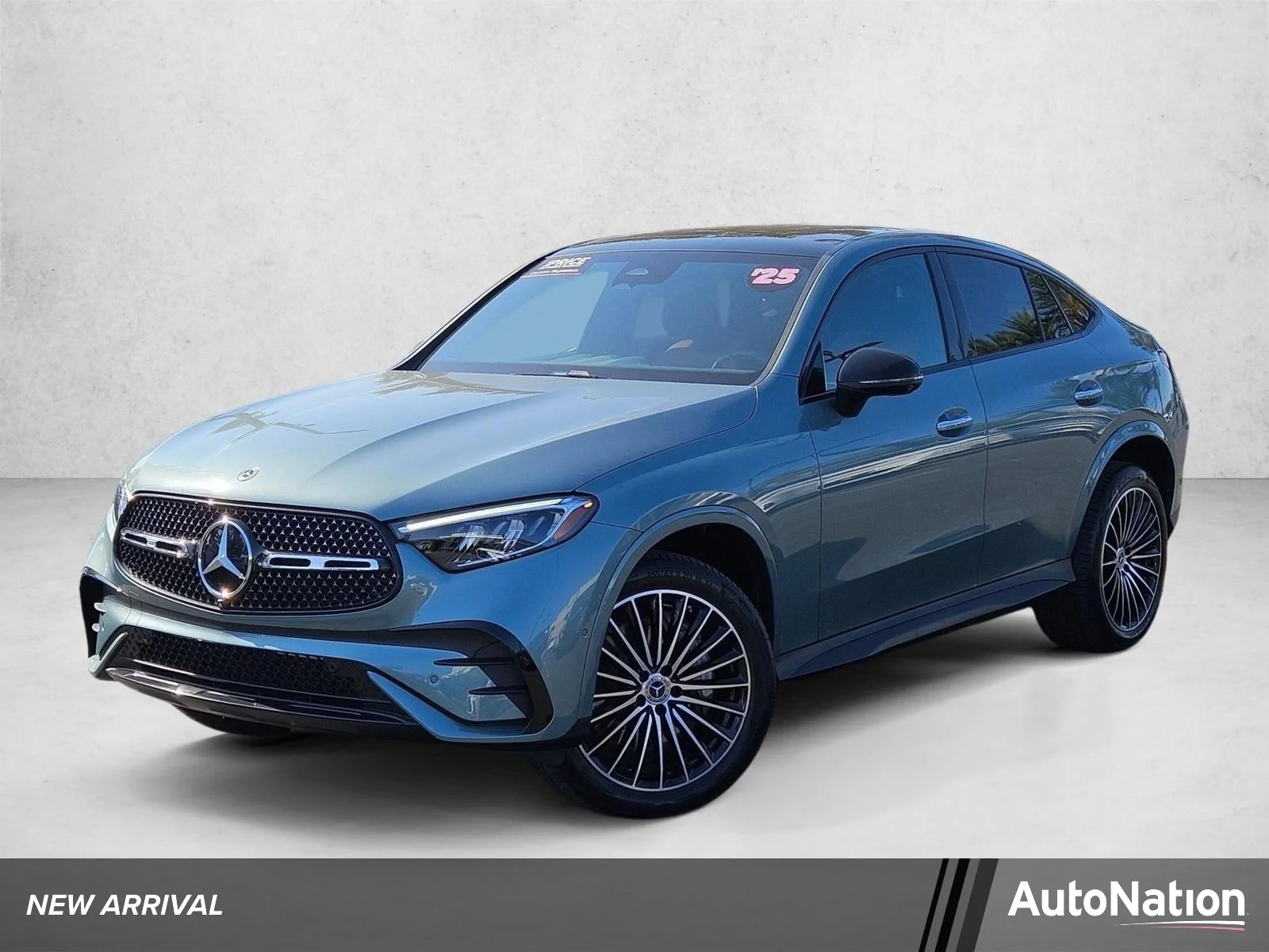2025 Mercedes-Benz GLC
