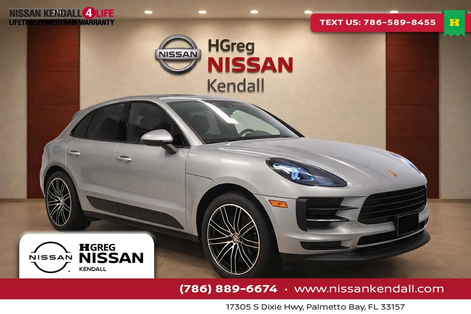 2021 Porsche Macan -'s photo