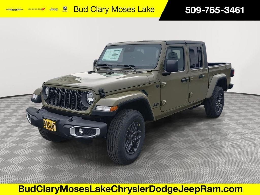 2025 Jeep Gladiator Sport S Auto's photo
