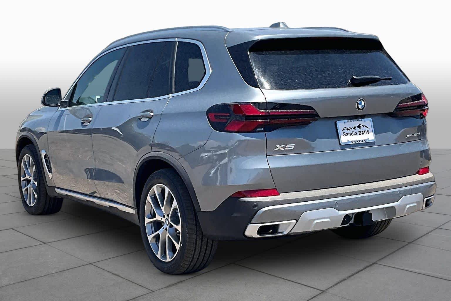 New 2026 Skyscraper Grey Metallic BMW xDrive40i image 12