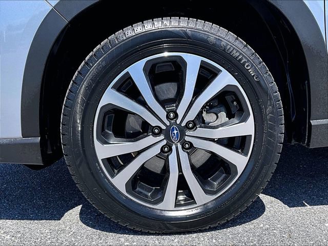 Used 2023 Ice Silver Metallic Subaru Limited image 7