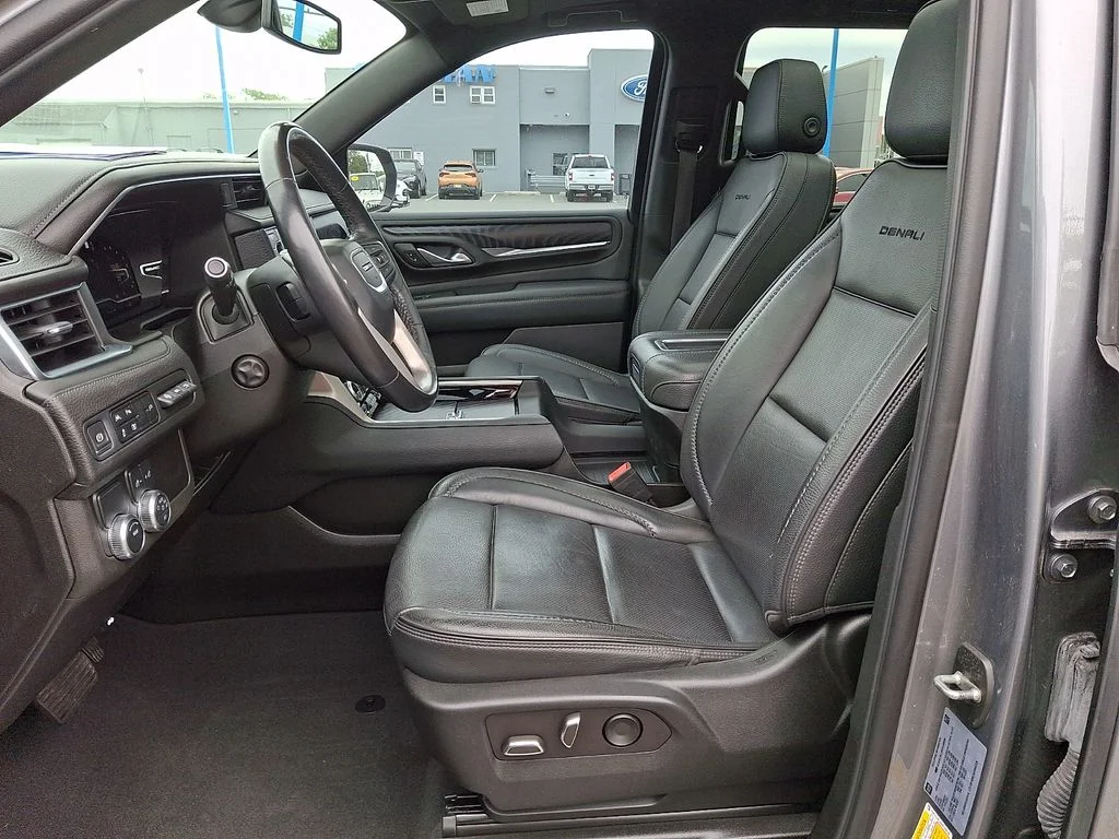 Used 2022 Gray GMC Denali image 14