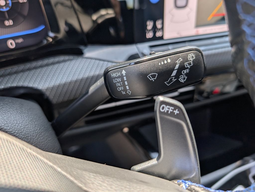 2024 Volkswagen Golf R R - Photo 36