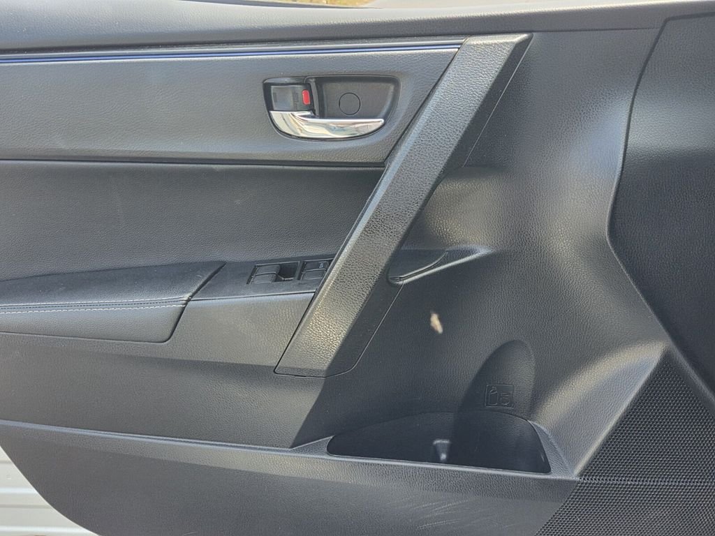 Used 2019 Silver Toyota SE image 25