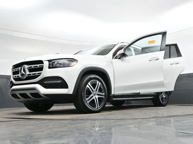 Used 2020  Mercedes-Benz GLS 450 image 43