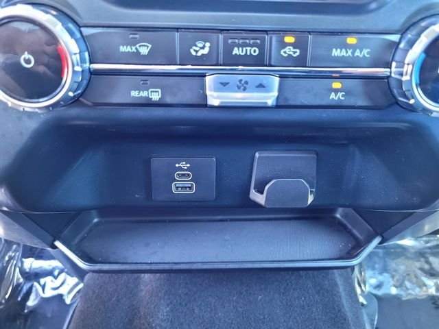 Used 2025  Ford XLT image 19