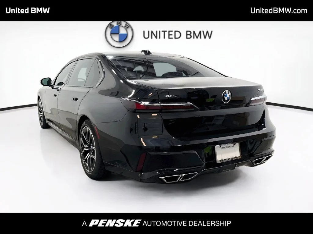 Certified Used 2023 Black Sapphire Metallic BMW 760i xDrive image 7
