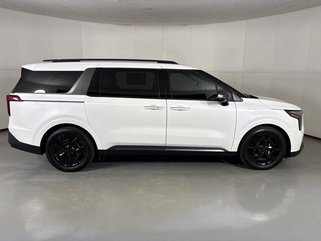 New 2026 Snow White Pearl Kia SX Prestige image 9