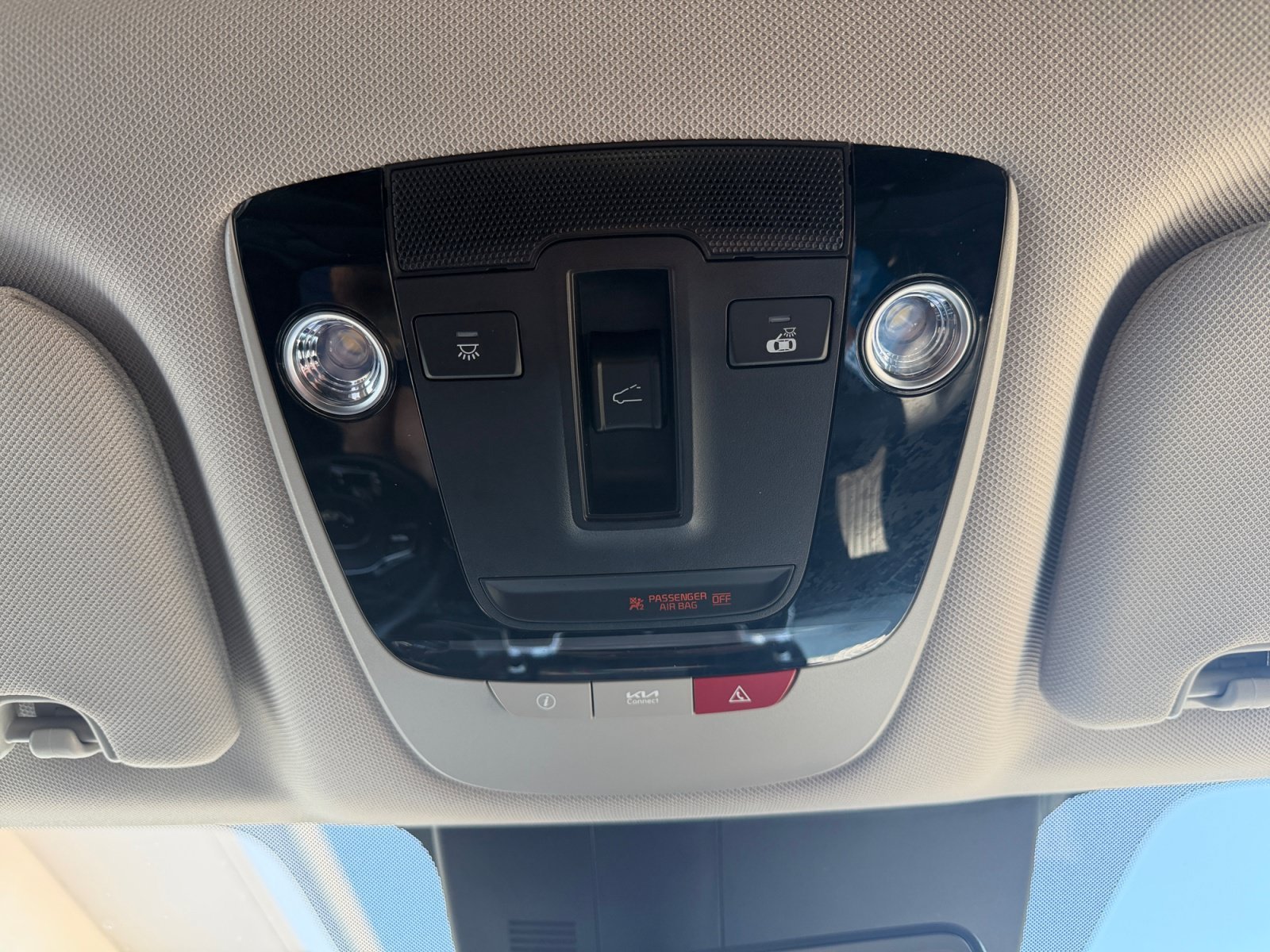 Used 2023 Sapphire Blue Kia SX image 28