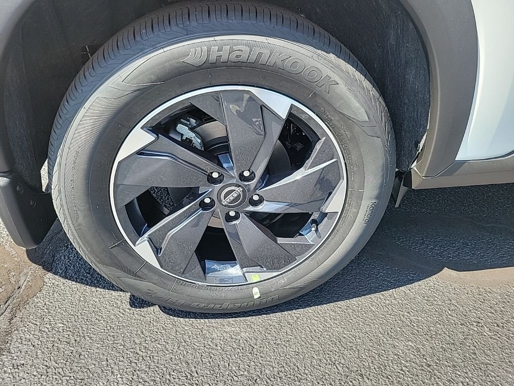 2026 Nissan Rogue SV - Photo 7