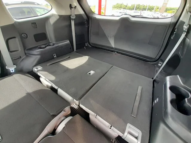 Used 2021  Toyota XLE image 53