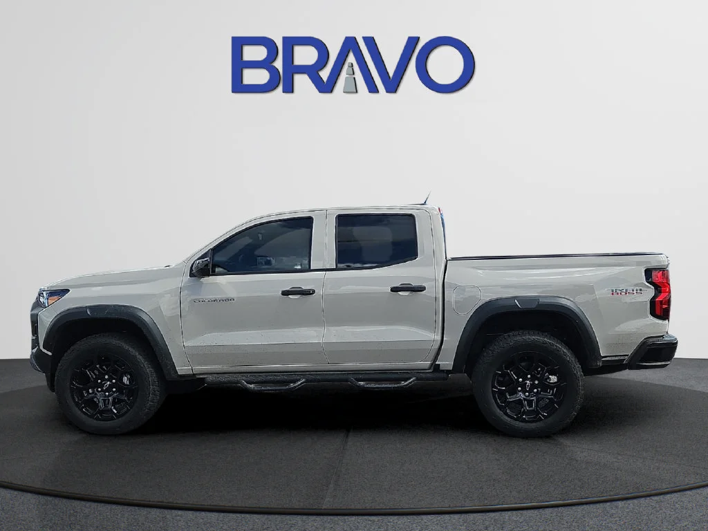 Used 2026 White Sands Chevrolet Trail Boss image 2