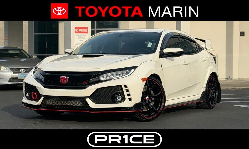 Used 2018  Honda Touring image 1