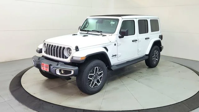 New 2026 Bright White Clear-Coat Exterior Paint Jeep Sahara image 3