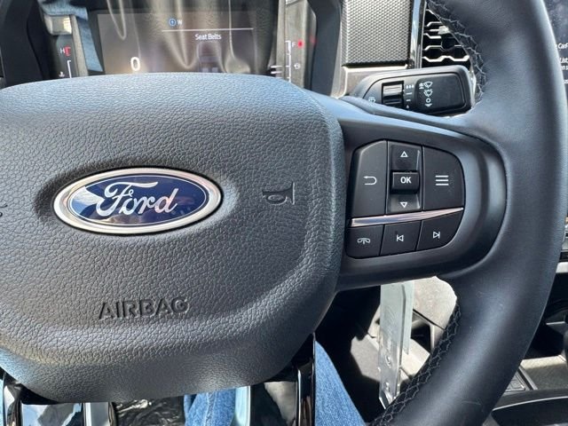 New 2026 Carbonized Gray Metallic Ford XLT image 28