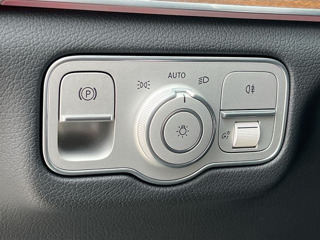 Certified Used 2025 Silver Mercedes-Benz GLE 350 image 11
