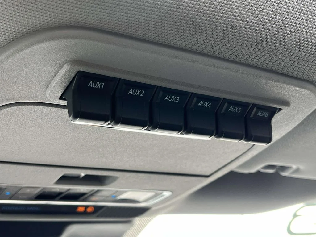 New 2026 Gray Ford Lariat image 21