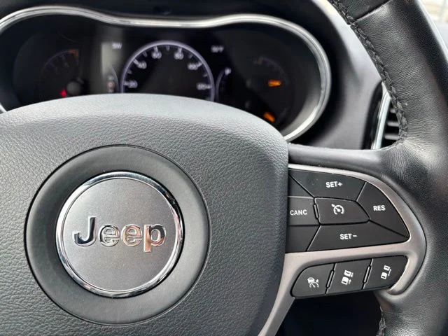 Used 2020 Blue Jeep Limited image 29