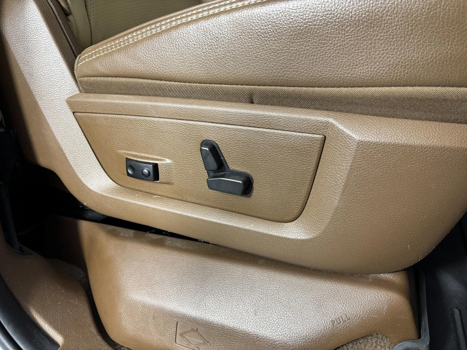Used 2022 Bright White Clearcoat Ram Laramie image 23