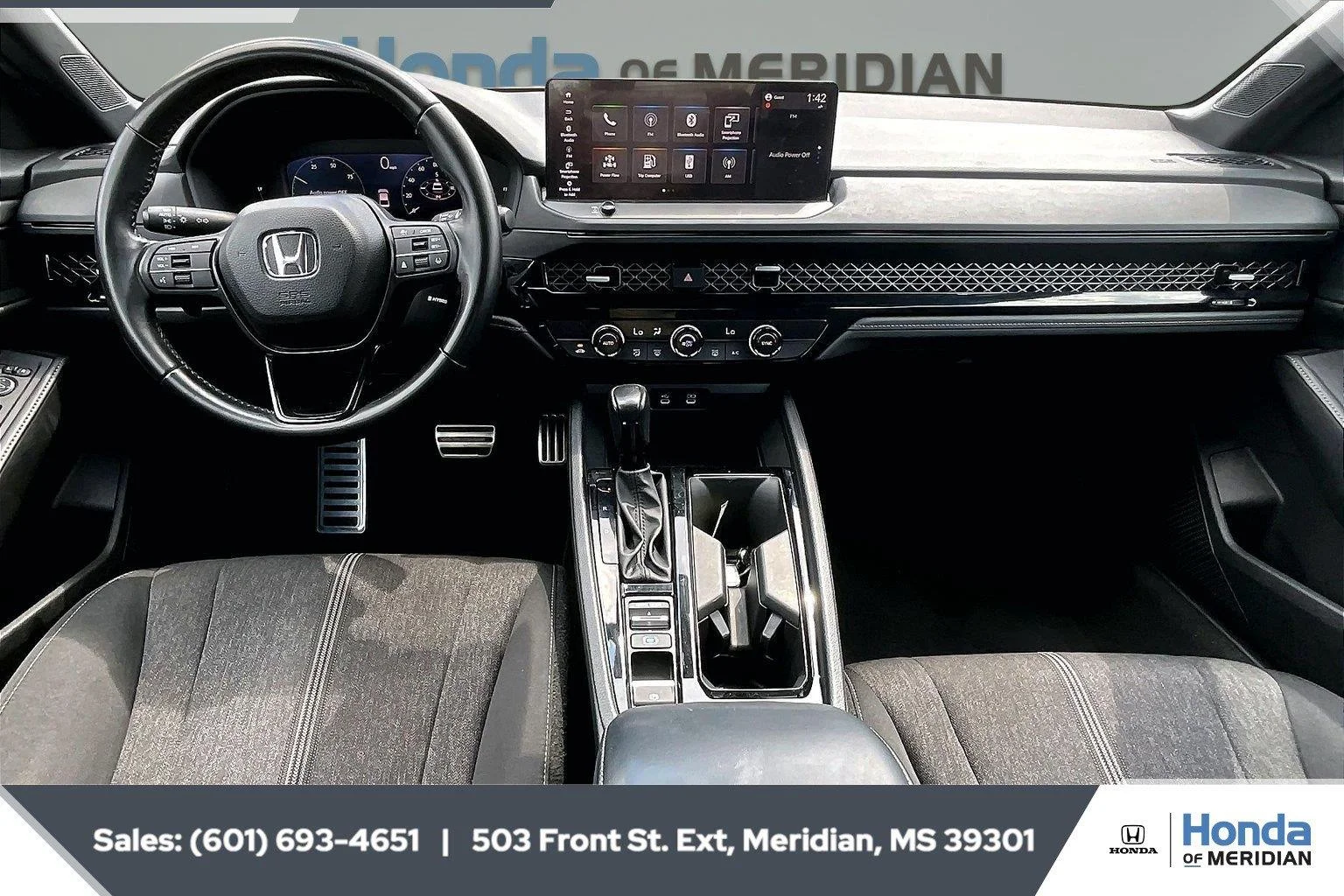 Used 2023 Still Night Pearl Honda Sport image 13