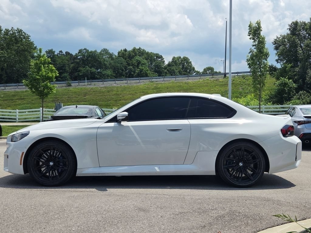 Used 2025 Alpine White BMW Base image 28