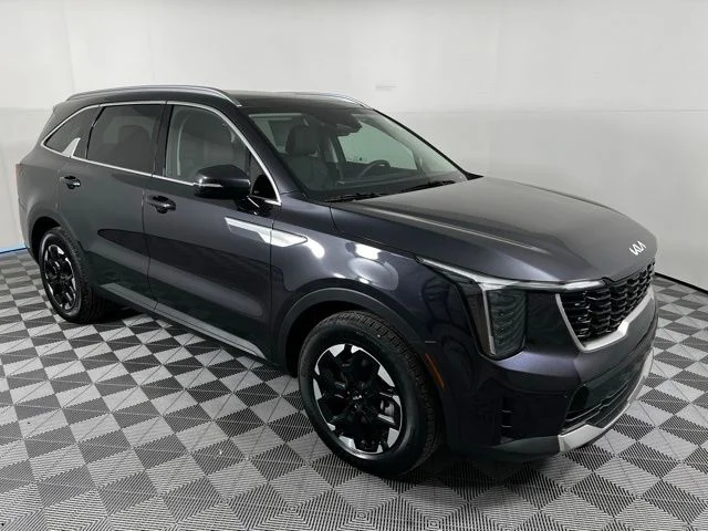2026 Kia Sorento S AT's photo