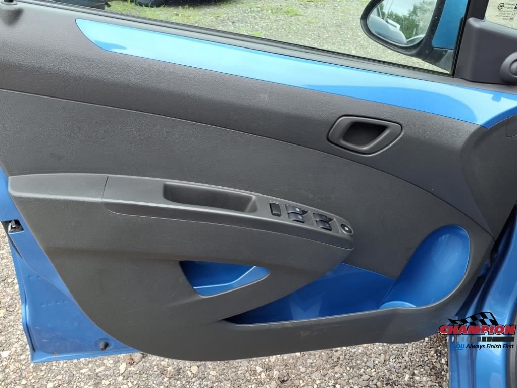 Used 2015 Blue Chevrolet LS image 17