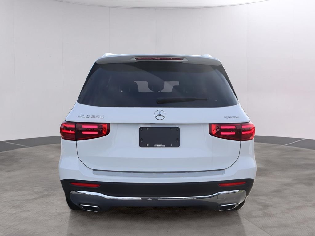 Certified Used 2026 Polar White Mercedes-Benz GLB 250 image 6