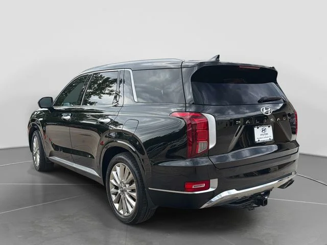 Used 2020 Black Hyundai Limited image 6