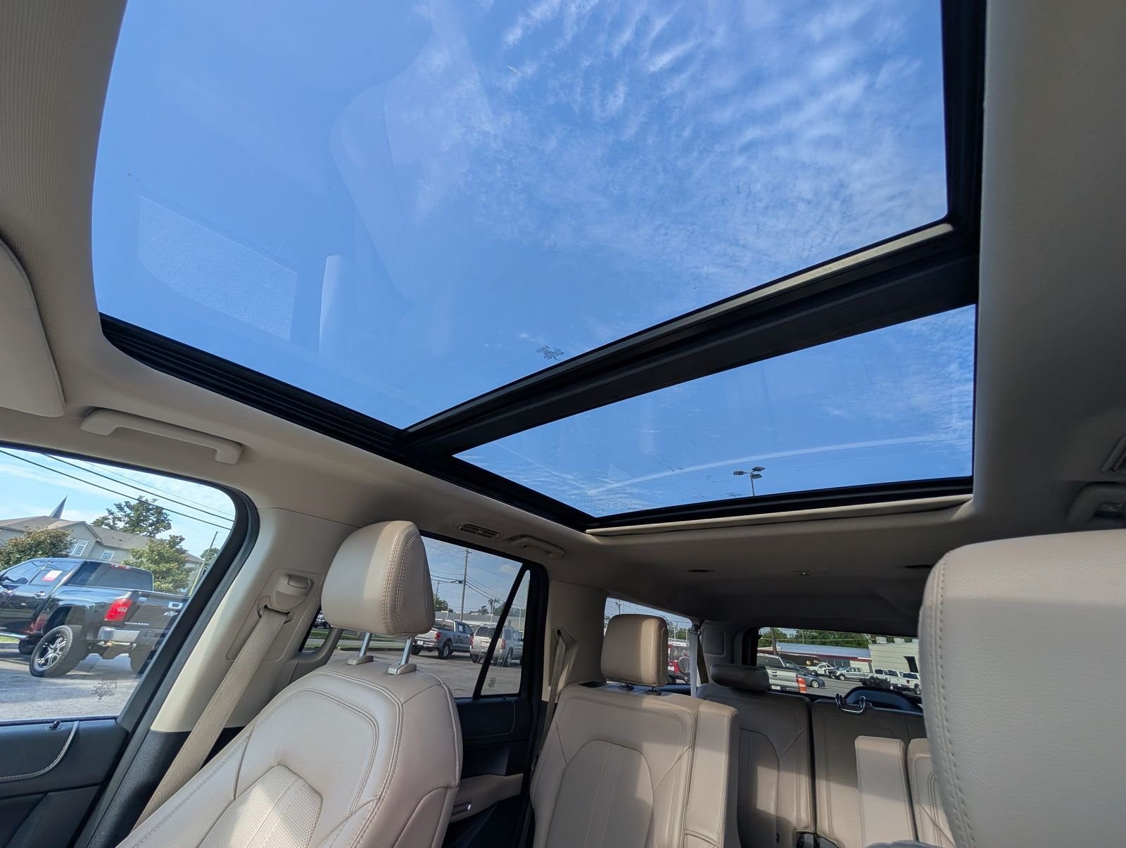 Used 2023 Dark Matter Metallic Ford Limited image 15