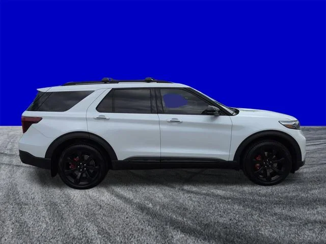 Certified Used 2023 Star White Ford ST image 3