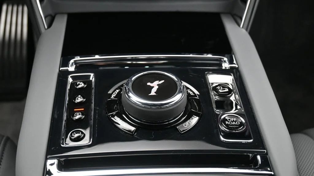 New 2027 Gray Rolls-Royce  image 19