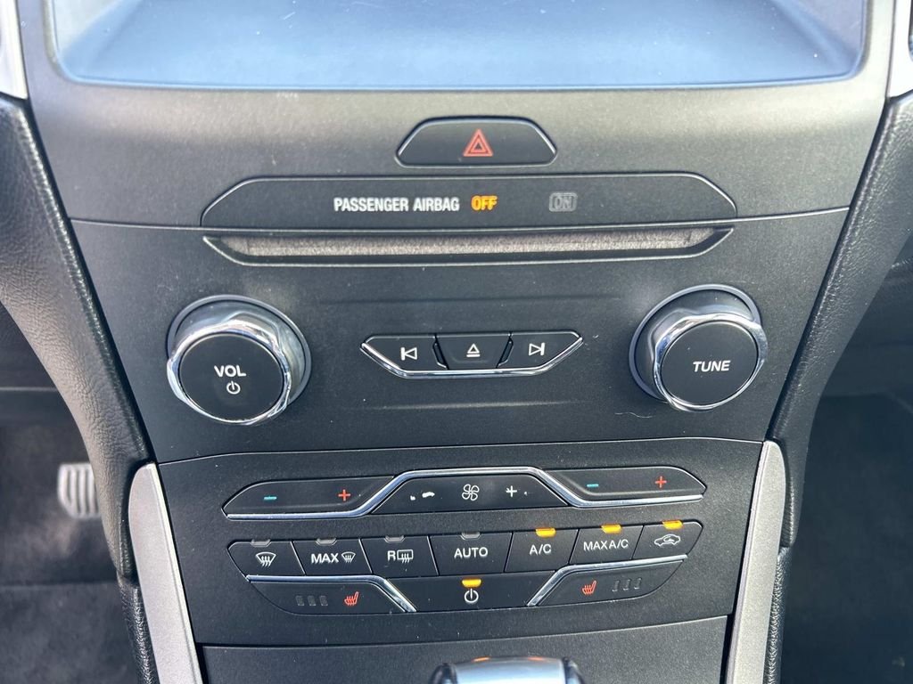 Used 2016 Ingot Silver Ford SEL image 34
