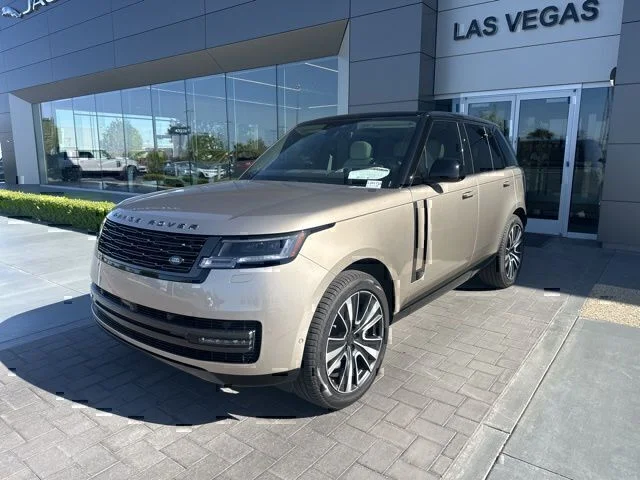 2026 Land Rover Range Rover 3.0 PHEV SE SWB's photo