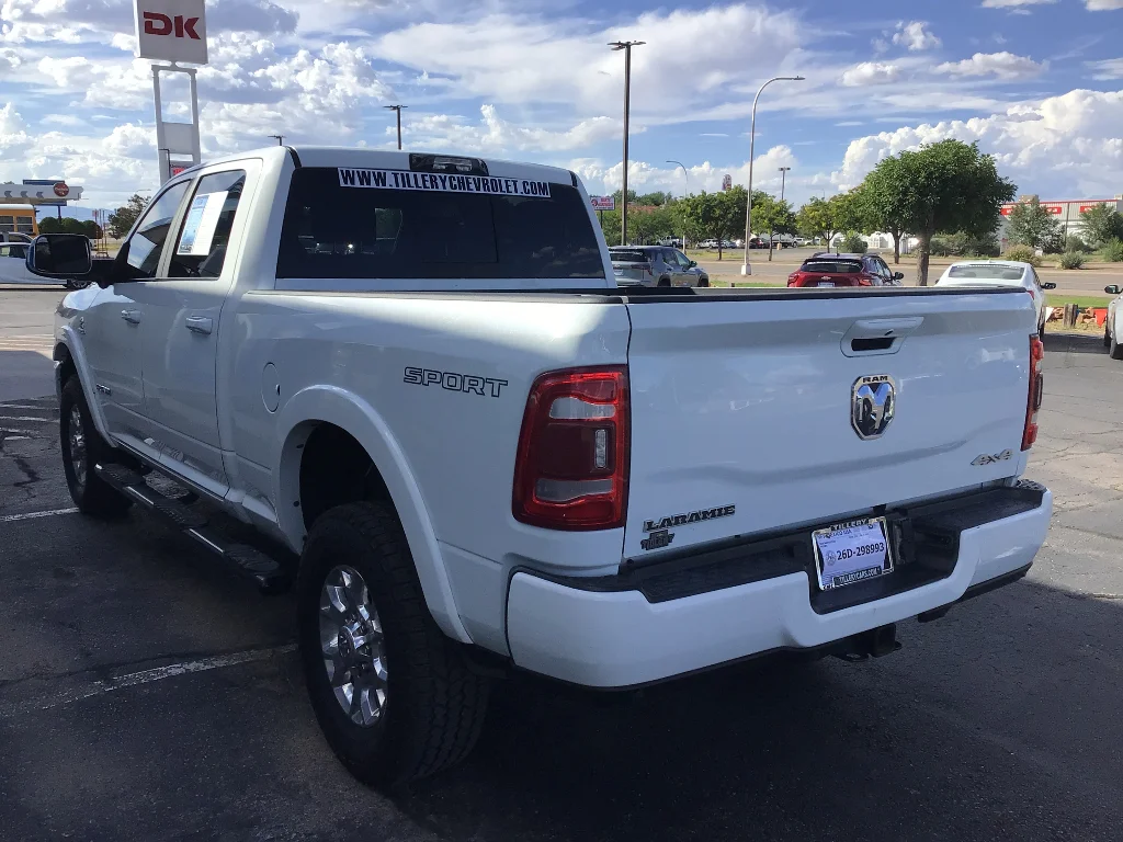 Used 2022 Bright White Clearcoat Ram Laramie image 5