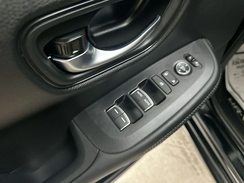 Used 2026 Black Honda EX-L image 17