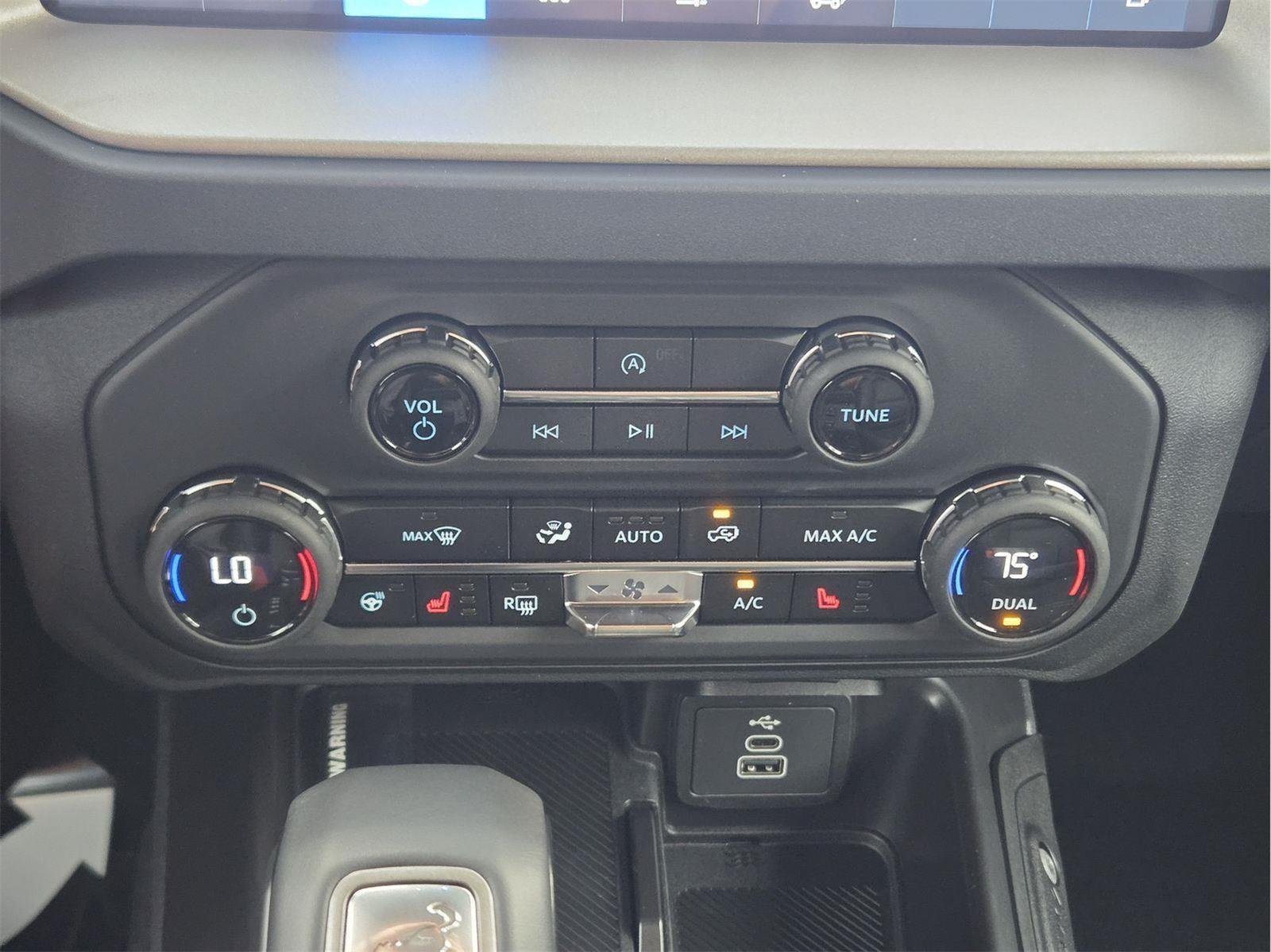 New 2026 Avalanche Gray Ford Outer Banks® image 13
