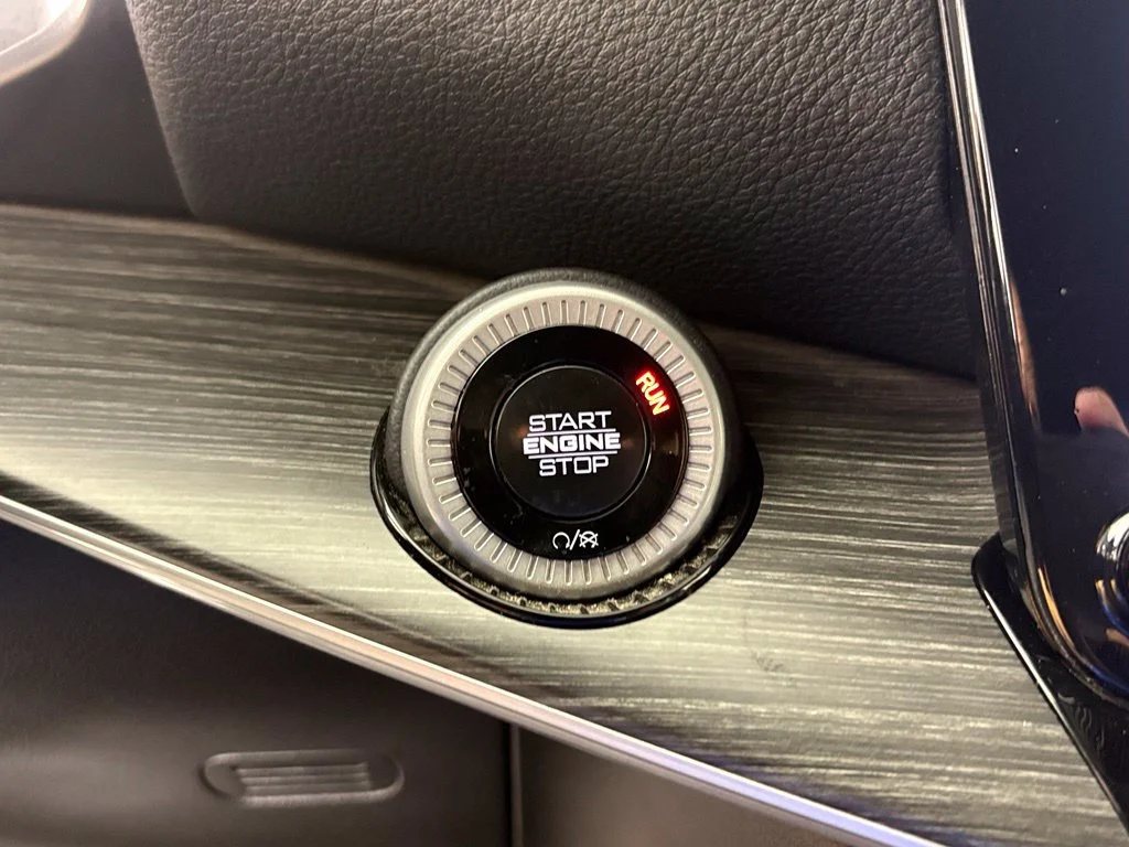 Used 2024 White Jeep Series II image 22
